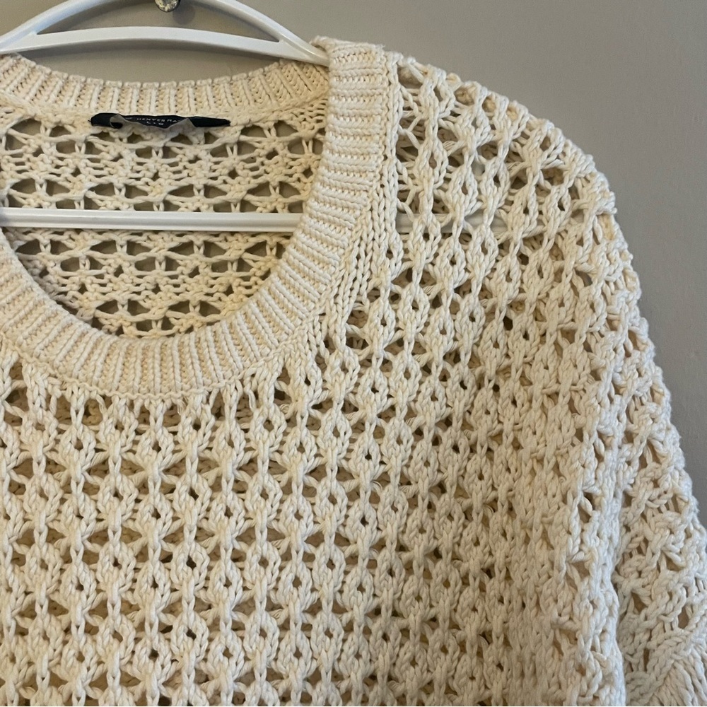 Denver Hayes Cream Open-Knit Drop Shoulder Crewneck Sweater โ Large Like New - Picture 6 of 16